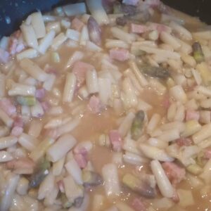 Poêlée d'asperges blanches